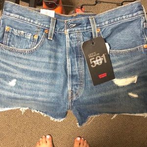 Brand new high waisted Levi’s shorts